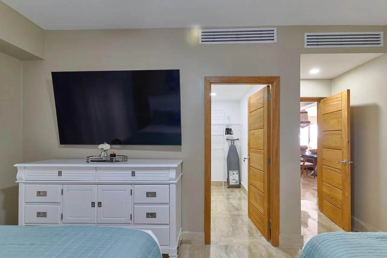 Costa Atlantica Punta Cana - Beach Vacation Condos 0*,