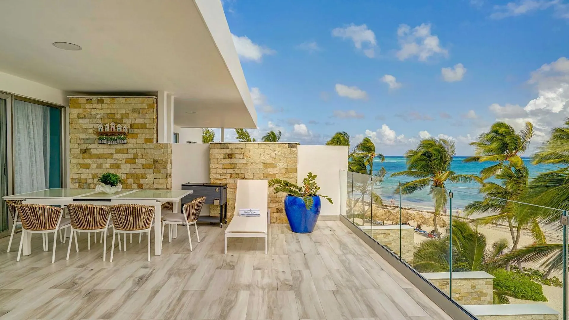 Aparthotel Costa Atlantica Punta Cana - Beach Vacation Condos