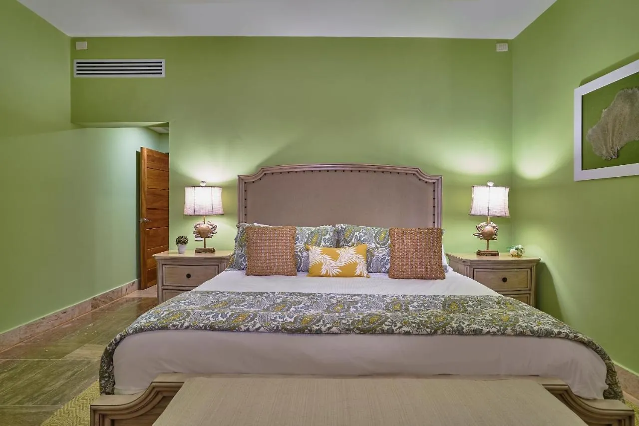 Costa Atlantica Punta Cana - Beach Vacation Condos Lejlighedshotel
